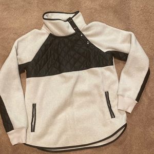 Abercrombie & Fitch fleece pullover
